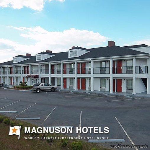 Western Motel Фицджералд Екстериор снимка
