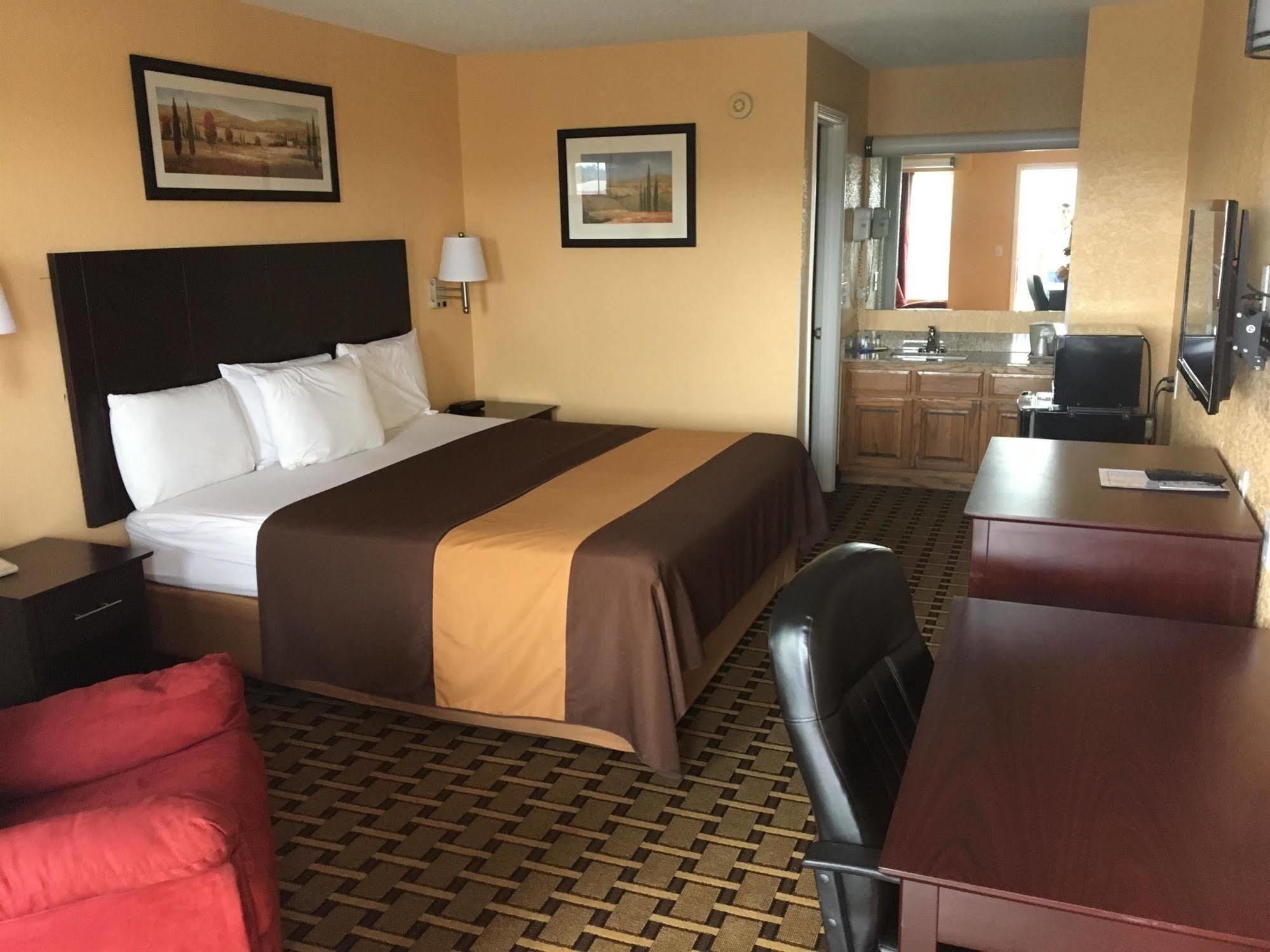Western Motel Фицджералд Екстериор снимка
