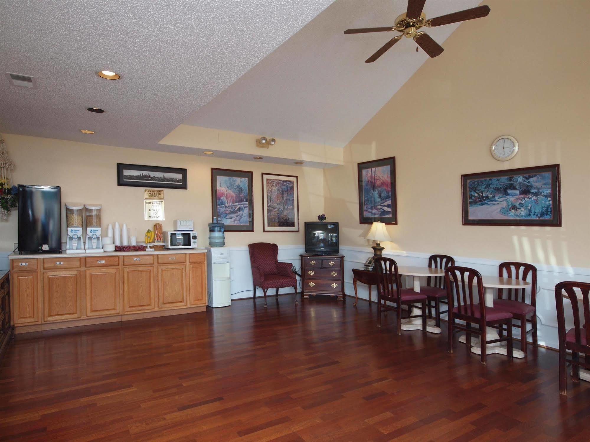 Western Motel Фицджералд Екстериор снимка